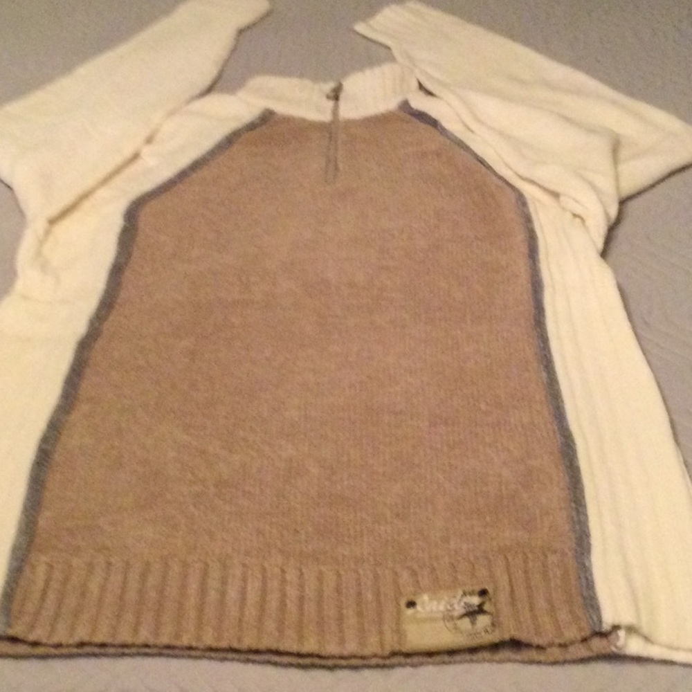 Brand new Men’s Raider Zip up Turtleneck Sweater